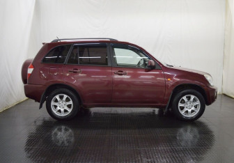 Подержанный автомобиль Chery Tiggo (T11) 2011 года (4 фото)