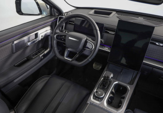 Подержанный автомобиль Jaecoo J7 2023 года (8 фото)