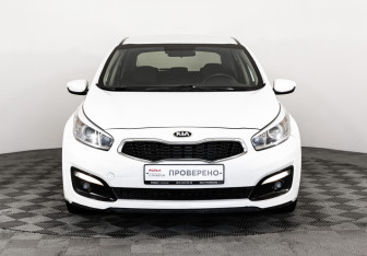 Подержанный автомобиль Kia Ceed Hatchback 2017 года (2 фото)