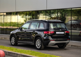 Подержанный автомобиль Mercedes-Benz GLB 2020 года (8 фото)