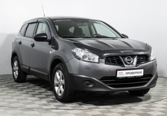 Подержанный автомобиль Nissan Qashqai+2 2012 года (3 фото)