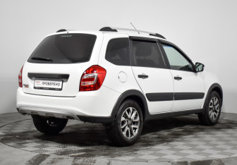 Подержанный автомобиль LADA (ВАЗ) Granta Wagon 2023 года (5 фото)