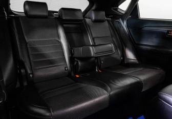 Подержанный автомобиль Lexus NX 2015 года (22 фото)