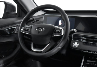 Подержанный автомобиль Chery Tiggo 4 2025 года (15 фото)
