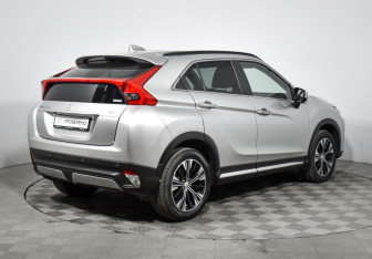 Подержанный автомобиль Mitsubishi Eclipse Cross 2019 года (5 фото)