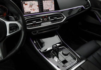 Подержанный автомобиль BMW X5 2019 года (23 фото)