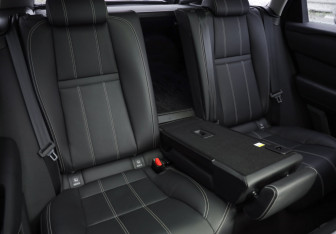 Подержанный автомобиль Land Rover Range Rover Velar 2019 года (28 фото)