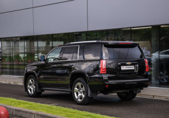 Подержанный автомобиль Chevrolet Tahoe 2016 года (8 фото)