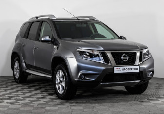 Подержанный автомобиль Nissan Terrano 2018 года (3 фото)
