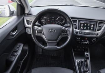 Подержанный автомобиль Hyundai Solaris Sedan 2019 года (12 фото)
