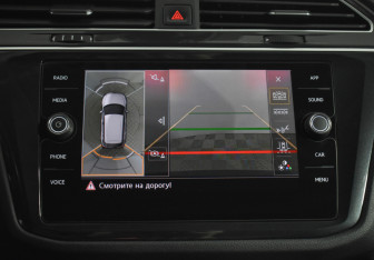 Подержанный автомобиль Volkswagen Tiguan 2019 года (17 фото)