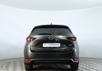 Подержанный автомобиль Mazda CX-5 2019 года (6 фото)
