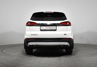 Подержанный автомобиль Geely Atlas Pro 2021 года (6 фото)