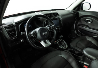 Подержанный автомобиль Kia Soul 2018 года (11 фото)