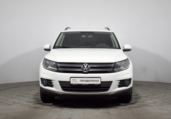 Подержанный автомобиль Volkswagen Tiguan 2015 года (2 фото)