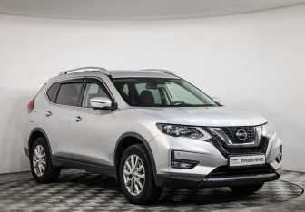 Подержанный автомобиль Nissan X-Trail 2018 года (3 фото)