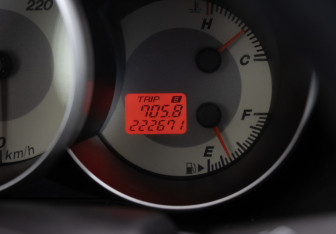 Подержанный автомобиль Mazda 3 Sedan 2008 года (9 фото)