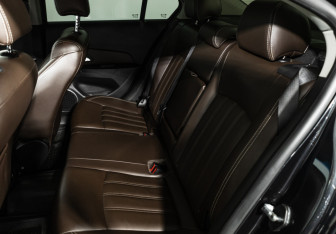 Подержанный автомобиль Chevrolet Cruze Sedan 2013 года (10 фото)