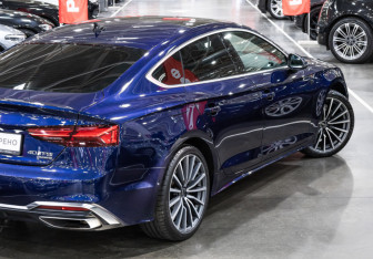 Подержанный автомобиль Audi A5 Liftback 2022 года (8 фото)