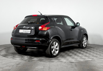 Подержанный автомобиль Nissan Juke 2012 года (5 фото)