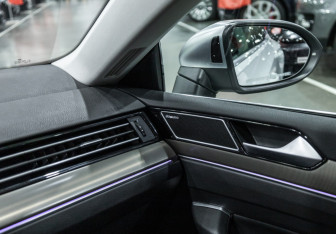 Подержанный автомобиль Volkswagen Arteon 2020 года (23 фото)