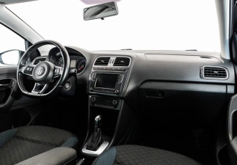 Подержанный автомобиль Volkswagen Polo Sedan 2019 года (9 фото)