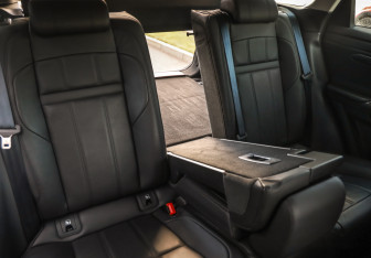 Подержанный автомобиль Land Rover Range Rover Evoque 2019 года (32 фото)