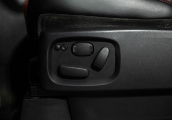 Подержанный автомобиль Land Rover Range Rover Sport 2012 года (25 фото)