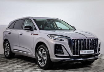 Подержанный автомобиль Hongqi HS3 2024 года (3 фото)