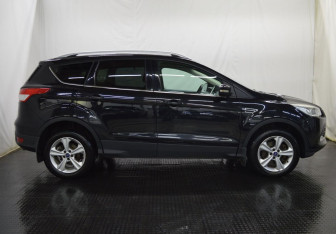 Подержанный автомобиль Ford Kuga 2014 года (4 фото)