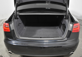 Подержанный автомобиль Audi A6 Sedan 2013 года (22 фото)