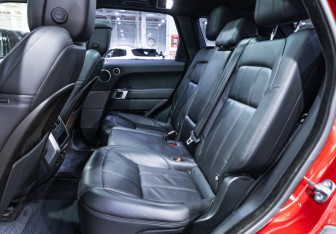 Подержанный автомобиль Land Rover Range Rover Sport 2019 года (31 фото)
