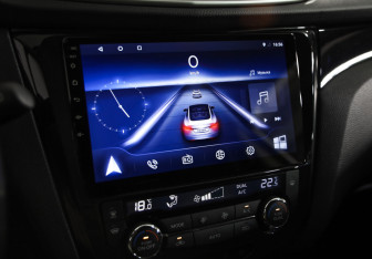 Подержанный автомобиль Nissan Qashqai 2017 года (13 фото)