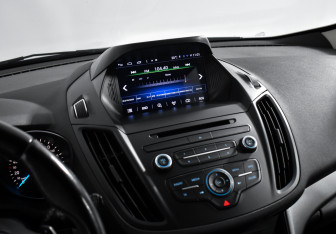 Подержанный автомобиль Ford Kuga 2017 года (16 фото)