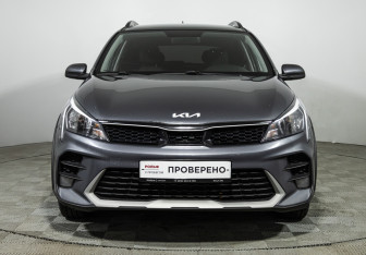 Подержанный автомобиль Kia Rio Hatchback 2021 года (2 фото)