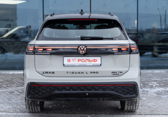 Новый Volkswagen Tiguan 2025 (6 фото)