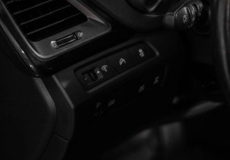 Подержанный автомобиль Hyundai Santa Fe 2012 года (21 фото)