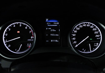 Подержанный автомобиль Toyota Camry Sedan 2022 года (12 фото)