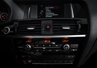 Подержанный автомобиль BMW X3 2017 года (17 фото)