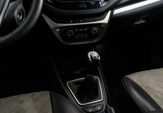 Подержанный автомобиль LADA (ВАЗ) Vesta Wagon 2021 года (13 фото)