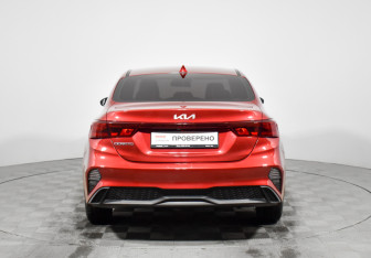 Подержанный автомобиль Kia Cerato Sedan 2021 года (6 фото)