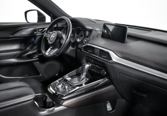 Подержанный автомобиль Mazda CX-9 2017 года (16 фото)