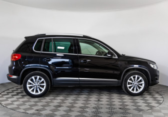 Подержанный автомобиль Volkswagen Tiguan 2013 года (4 фото)