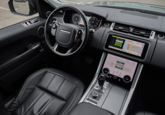 Подержанный автомобиль Land Rover Range Rover Sport 2018 года (11 фото)