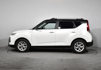 Подержанный автомобиль Kia Soul 2022 года (8 фото)