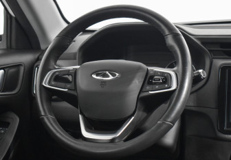 Подержанный автомобиль Chery Tiggo 4 2022 года (14 фото)