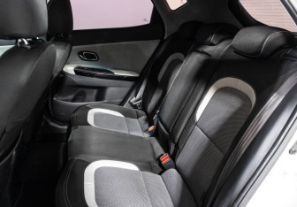 Подержанный автомобиль Kia Ceed Hatchback 2018 года (10 фото)