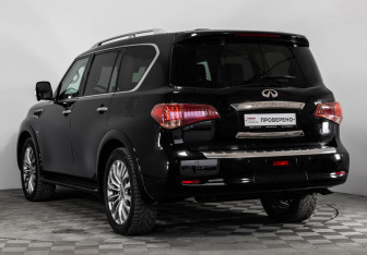 Подержанный автомобиль Infiniti QX80 2016 года (9 фото)