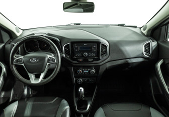 Подержанный автомобиль LADA (ВАЗ) XRAY 2021 года (13 фото)