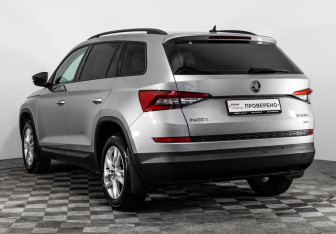Подержанный автомобиль Skoda Kodiaq 2019 года (7 фото)
